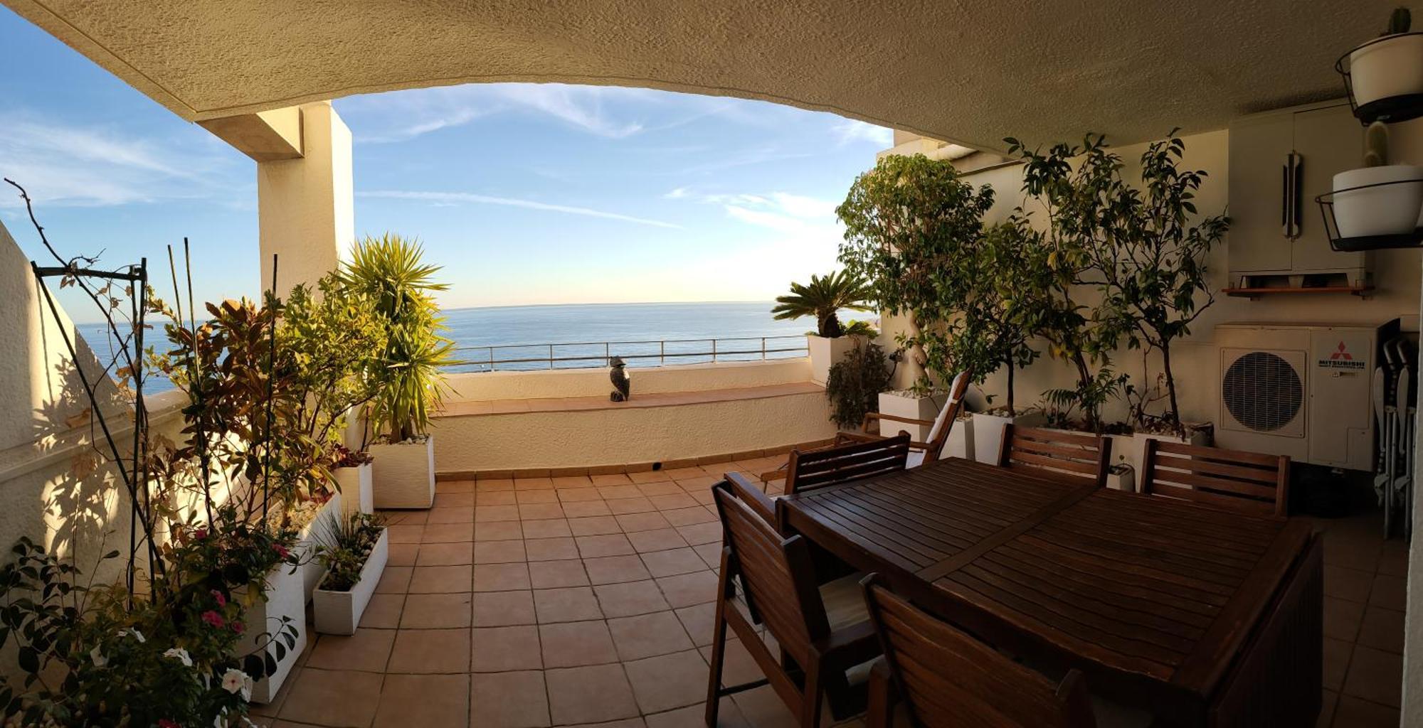 Piso En La Primera Linea Del Mar Con 2 Dormitorios Benidorm Exterior photo
